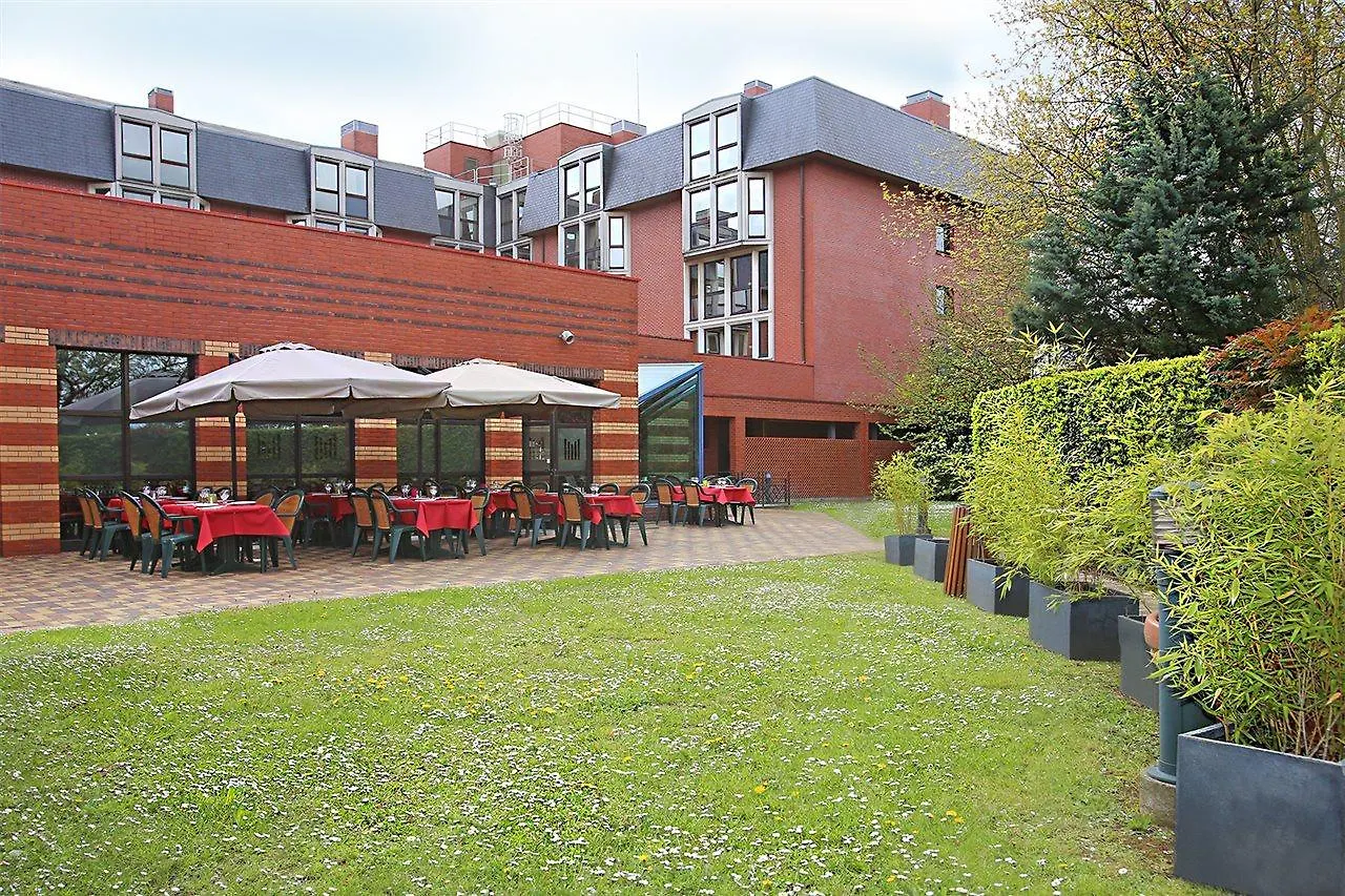 Millennium Hotel Paris Charles De Gaulle Roissy-en-France 4*,