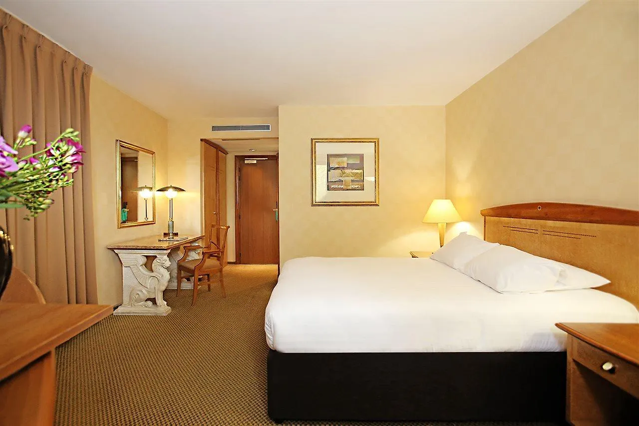 Millennium Hotel Paris Charles De Gaulle Roissy-en-France