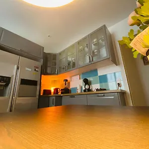 Apartment Champs Elysees